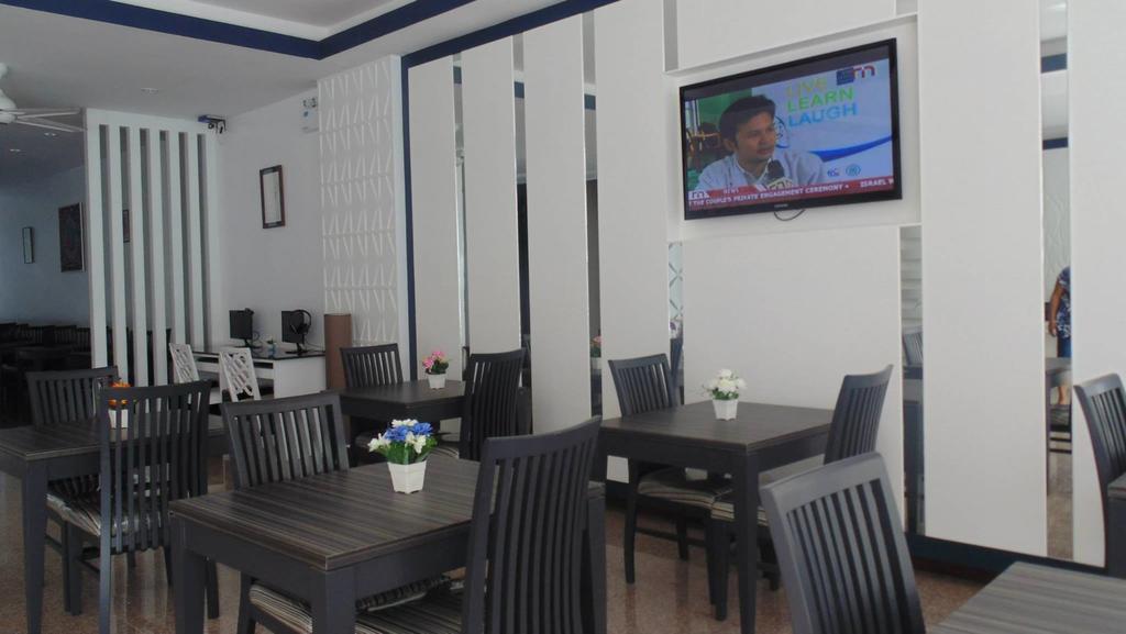 Cocoon Patong Hotel Exterior photo